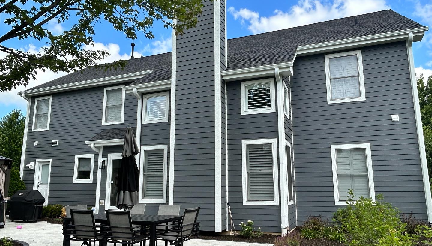 "Home siding installation in Aurora IL by A&E Roofing and Siding"
