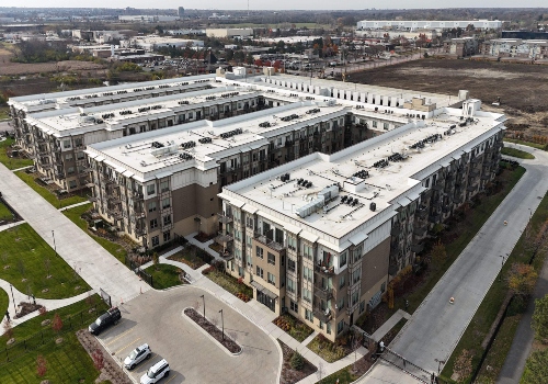 "commercial roofing Aurora IL"