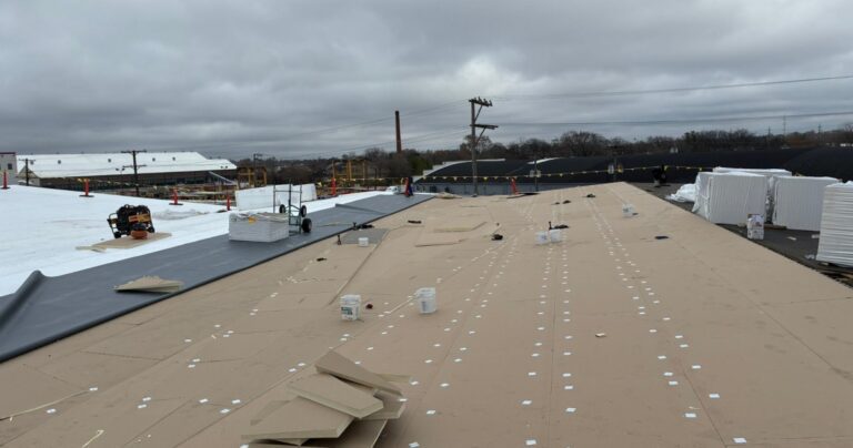 "commercial roofing Aurora IL"